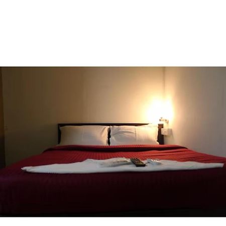 Hotel Saffron Inn Βομβάη Εξωτερικό φωτογραφία